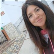 Soy Licenciada en historia y máster en arqueología cuento con experiencia dando clases particulares en academia con niños de primaria y secundaria. Por mi formación puedo prestar clases de apoyo en la rama de humanidades